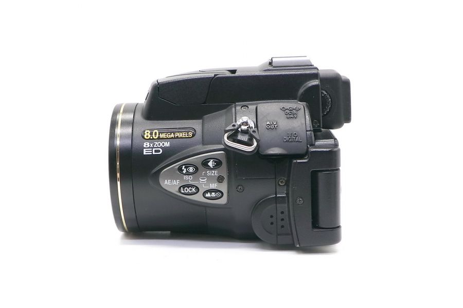 Nikon Coolpix 8700 в упаковке