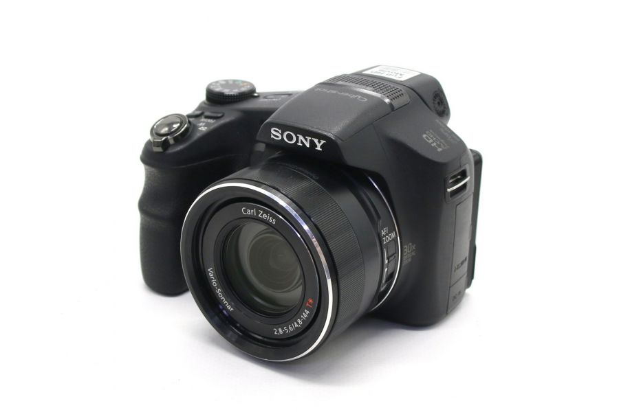 Sony Cyber-shot DSC-HX200V в упаковке