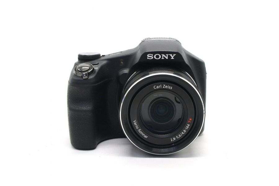 Sony Cyber-shot DSC-HX200V в упаковке