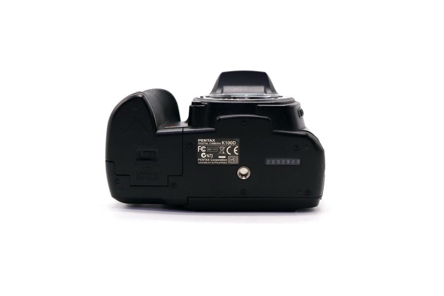 Pentax K100D body (пробег 8635 кадров)