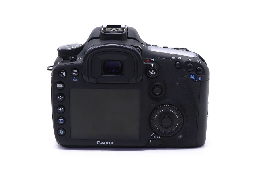 Canon EOS 7D body в упаковке (пробег 14030 кадров)