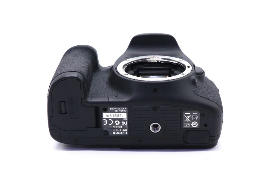 Canon EOS 7D body в упаковке (пробег 14030 кадров)