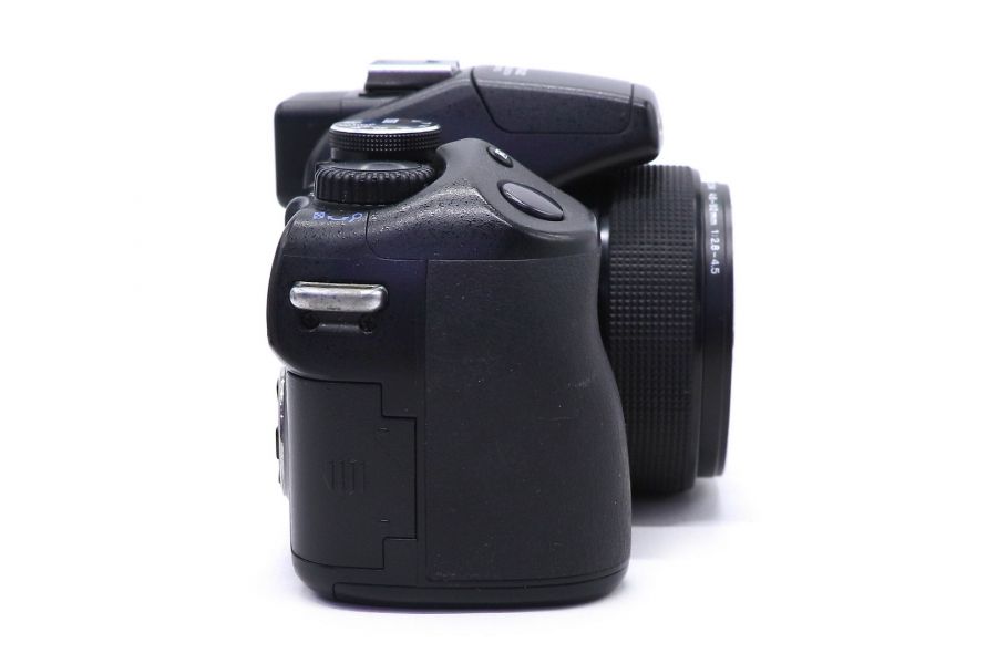 Olympus SP-570UZ в упаковке