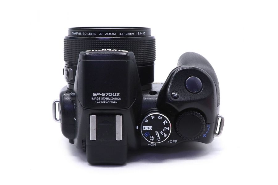 Olympus SP-570UZ в упаковке