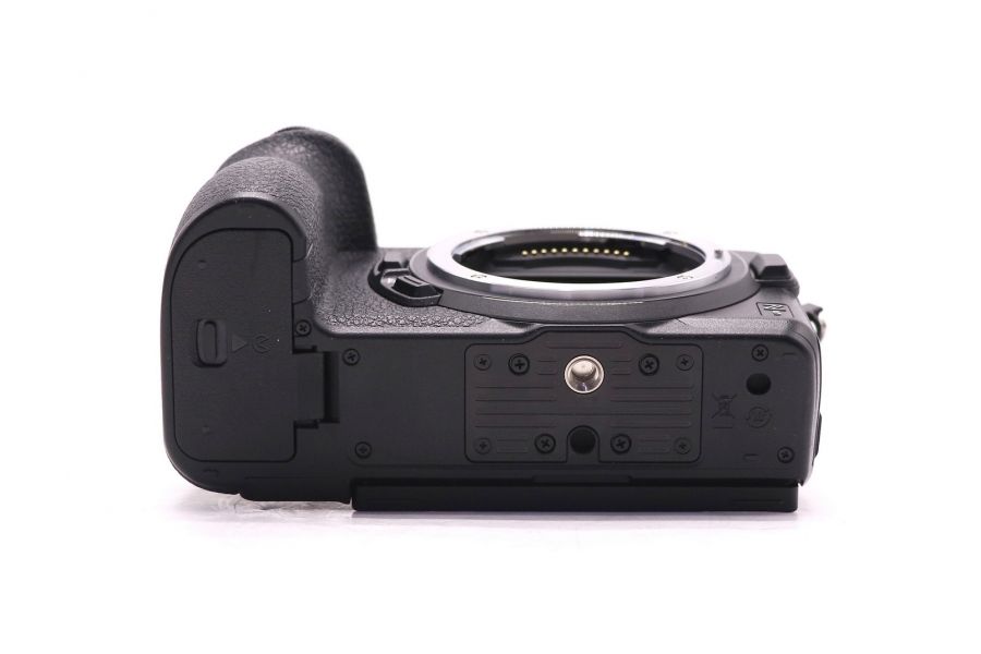 Nikon Z5 body в упаковке (пробег 11060 кадров)