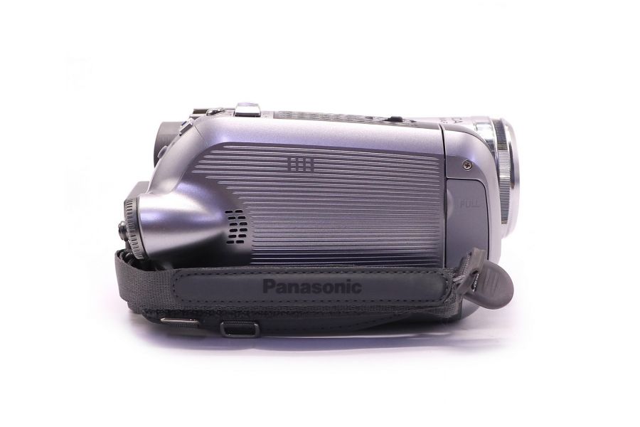 Видеокамера Panasonic NV-GS300 в упаковке