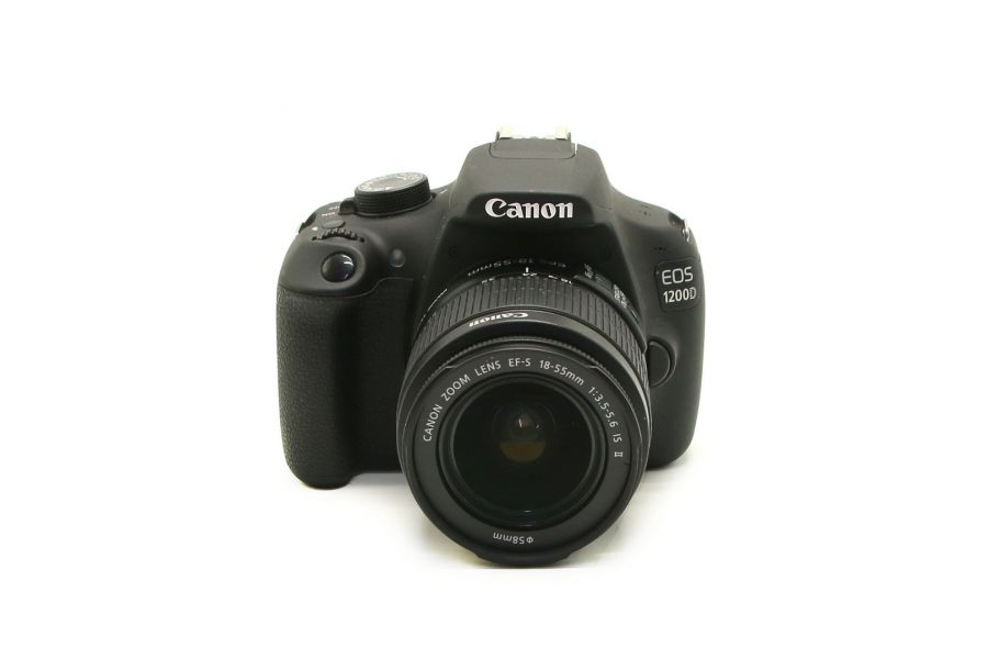 Canon EOS 1200D kit в упаковке (пробег 1200 кадров)