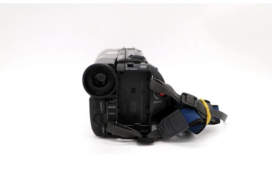 Видеокамера Sony CDD-TRV300E