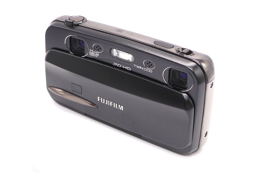 Fujifilm FinePix Real 3D W3 в упаковке new