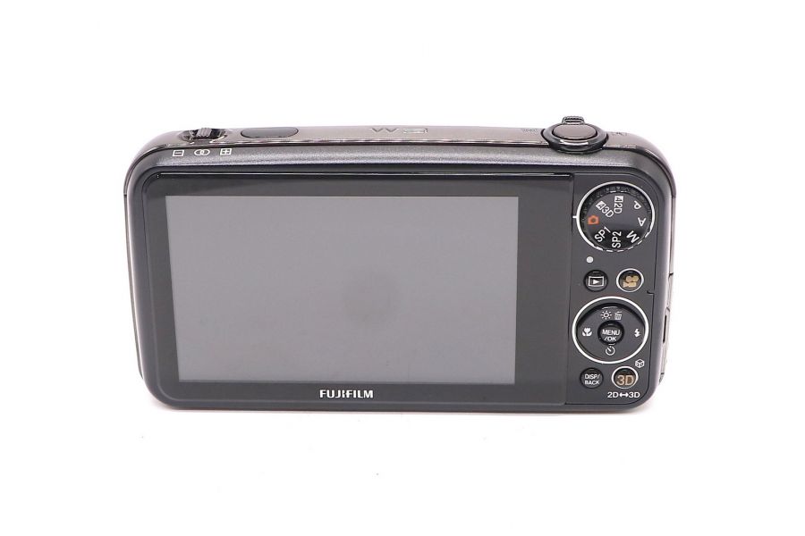 Fujifilm FinePix Real 3D W3 в упаковке new