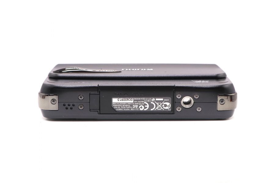 Fujifilm FinePix Real 3D W3 в упаковке new