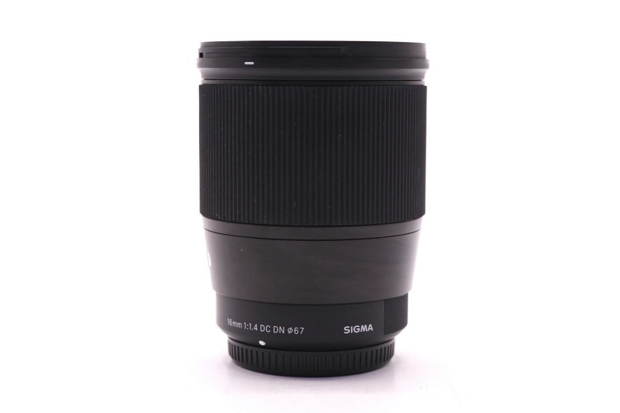 Объектив Sigma AF 16mm f/1.4 DC DN Contemporary Micro 4/3 в упаковке 