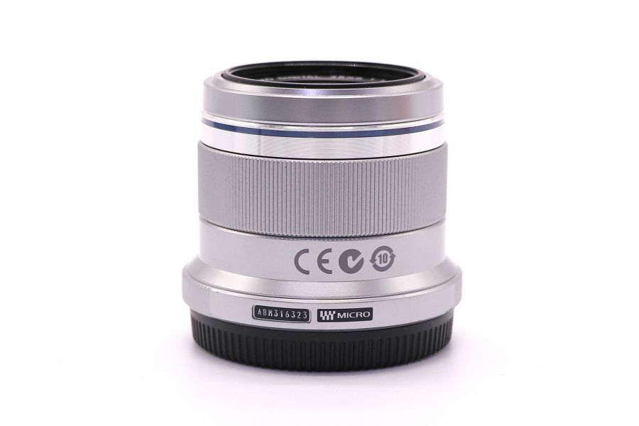 Olympus M.Zuiko 45mm f/1.8