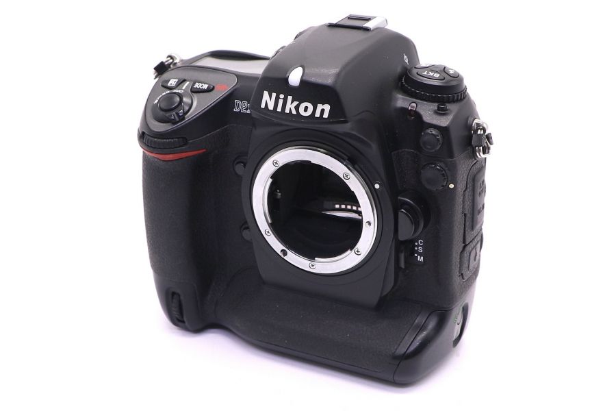 Nikon D2Xs body (пробег 31245 кадров)