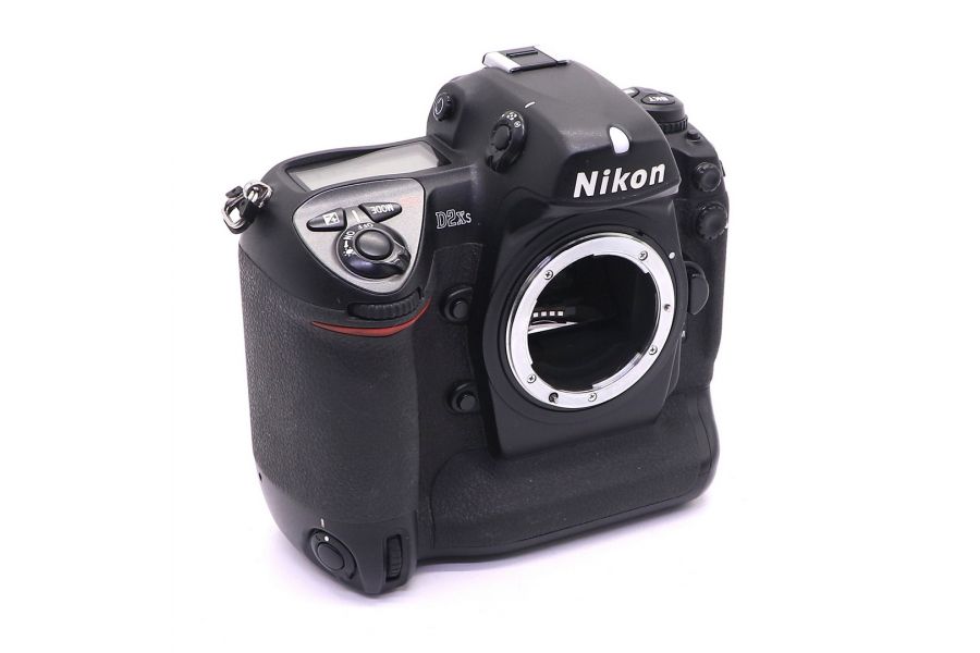 Nikon D2Xs body (пробег 31245 кадров)