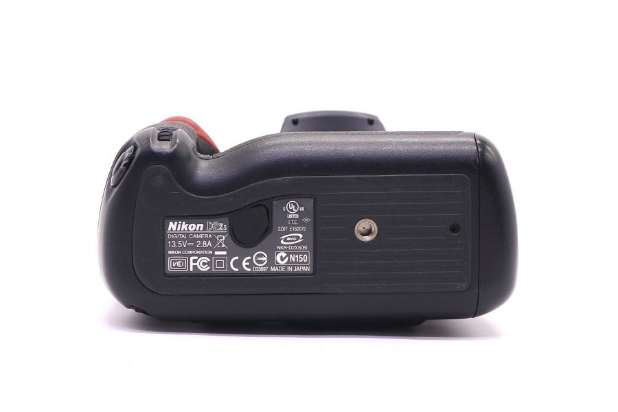 Nikon D2Xs body (пробег 31245 кадров)