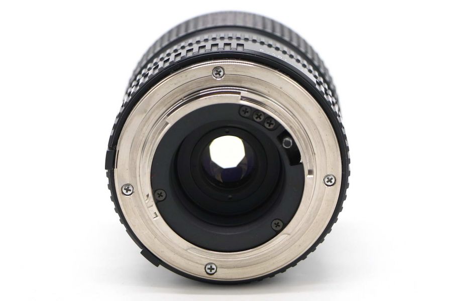 Стандартный Minolta MD Zoom 28-70mm f/3.5-4.8