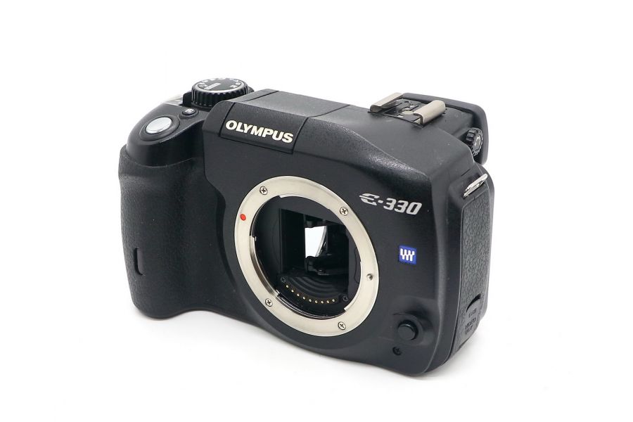 Olympus E-330 body в упаковке (пробег 16000 кадров)