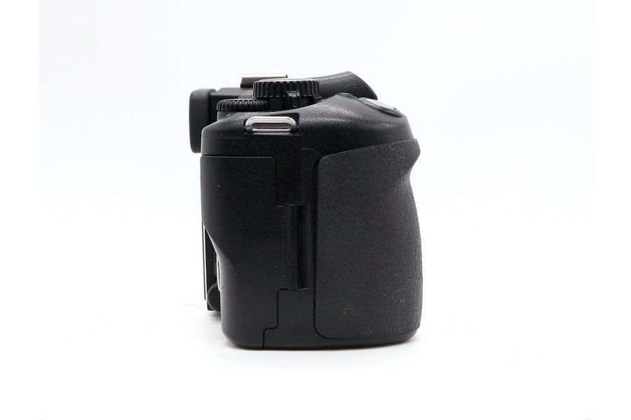 Olympus E-330 body в упаковке (пробег 16000 кадров)