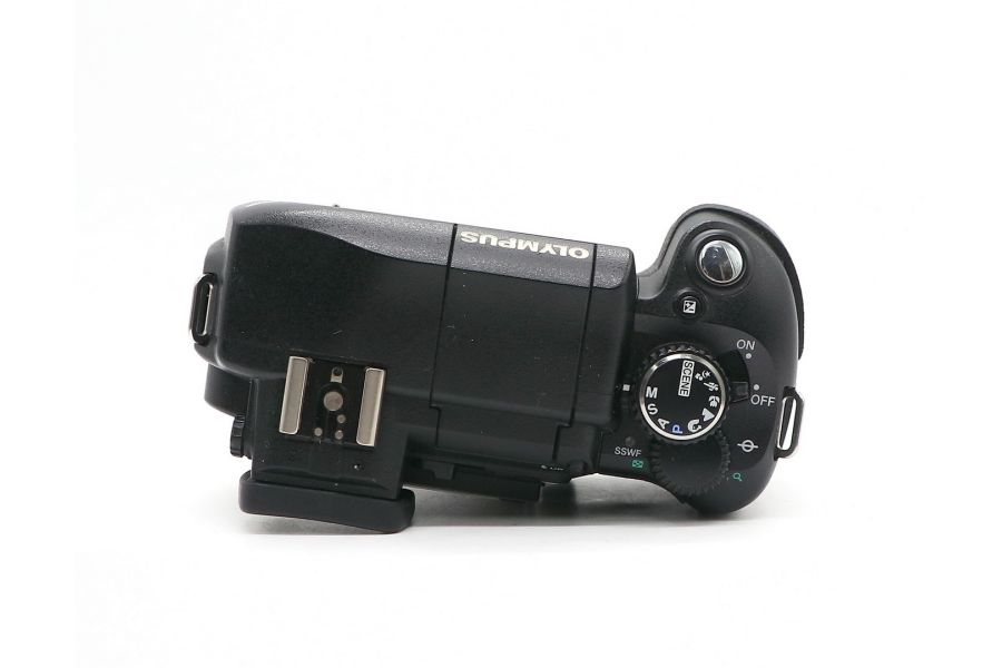 Olympus E-330 body в упаковке (пробег 16000 кадров)