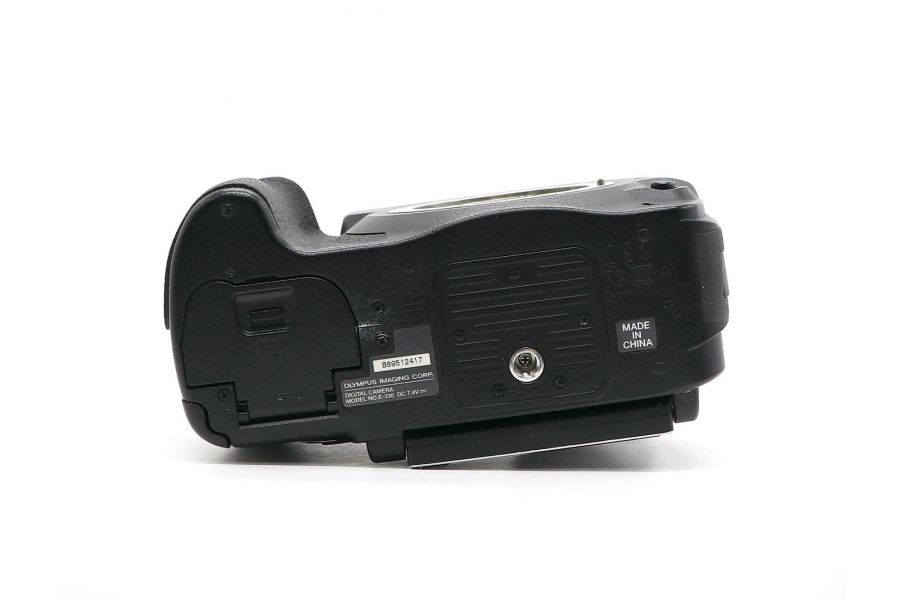Olympus E-330 body в упаковке (пробег 16000 кадров)