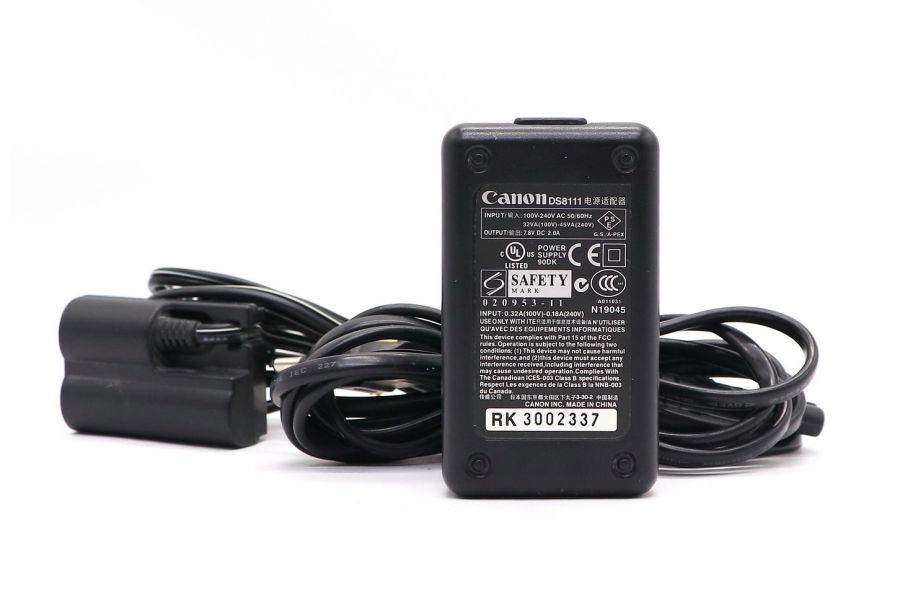 Адаптер питания Canon DS8111 + DR-400