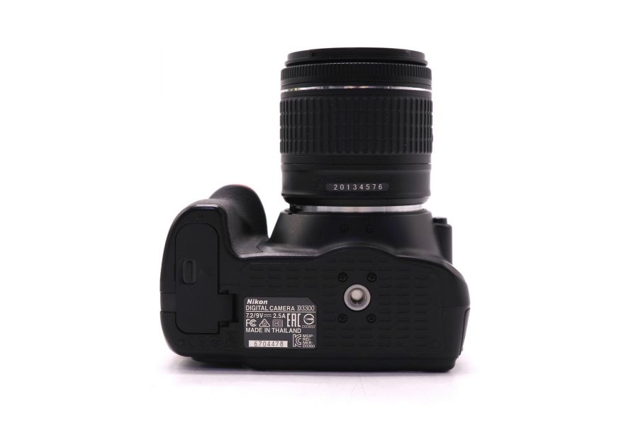 Nikon D3300 kit в упаковке (пробег 1715 кадров)