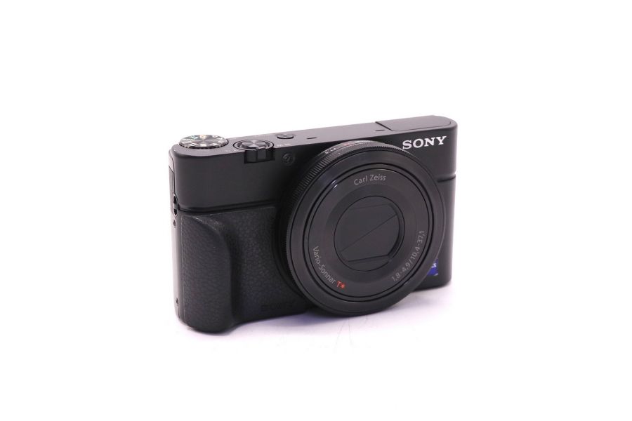 Фотокамера Sony Cyber-shot DSC-RX100 в упаковке