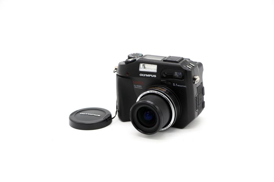Olympus C-5060 Wide Zoom Camedia в упаковке