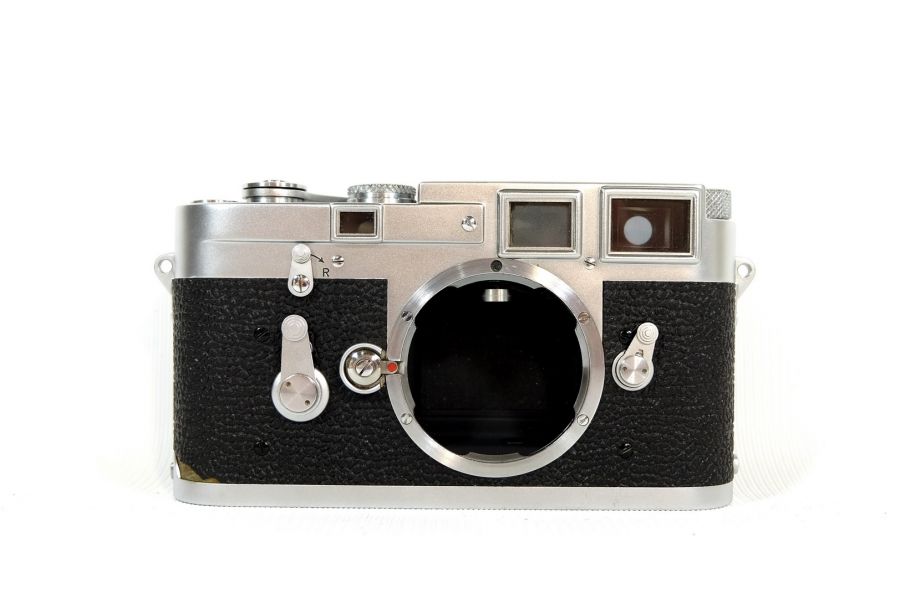 Leica M3 + Summicron 2/50 (Germany, 1955)