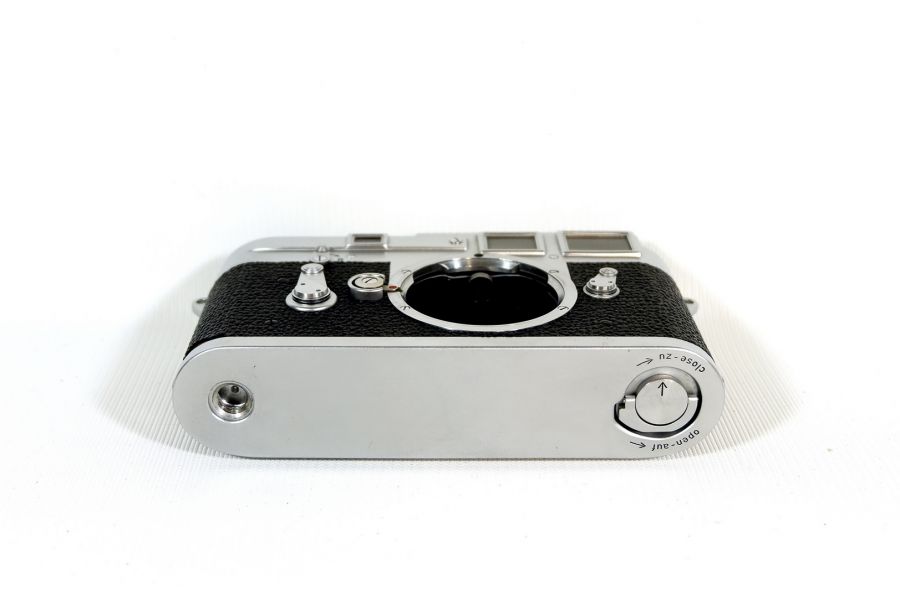 Leica M3 + Summicron 2/50 (Germany, 1955)