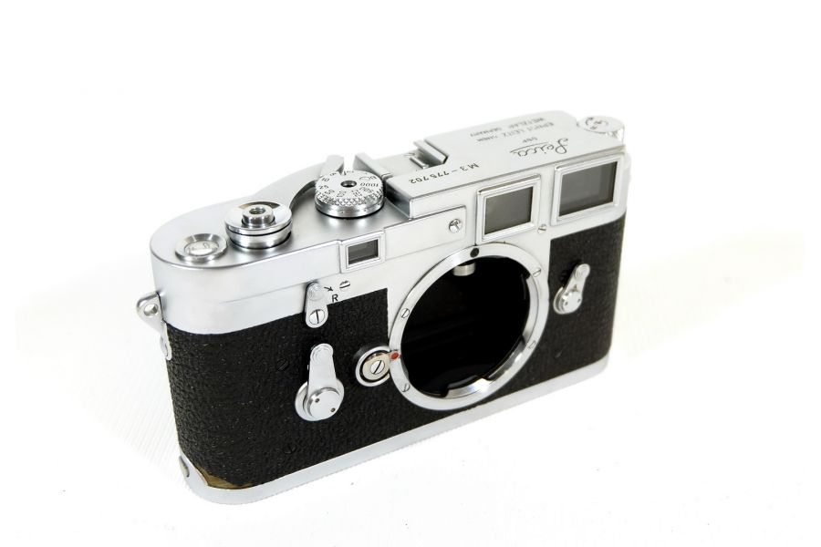 Leica M3 + Summicron 2/50 (Germany, 1955)