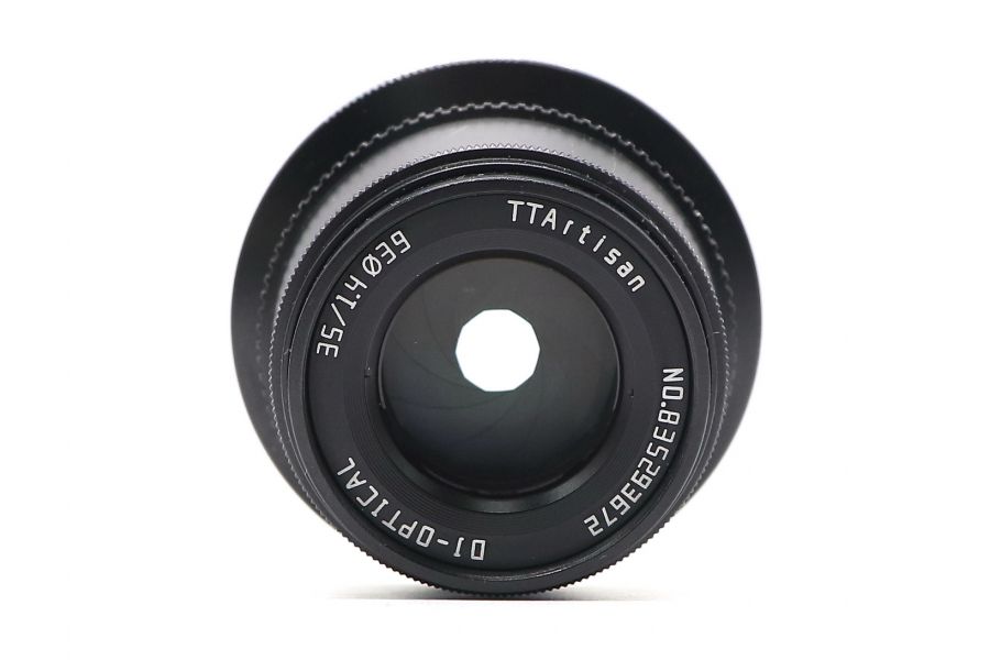 TTArtisan 35mm f/1.4 для L mount