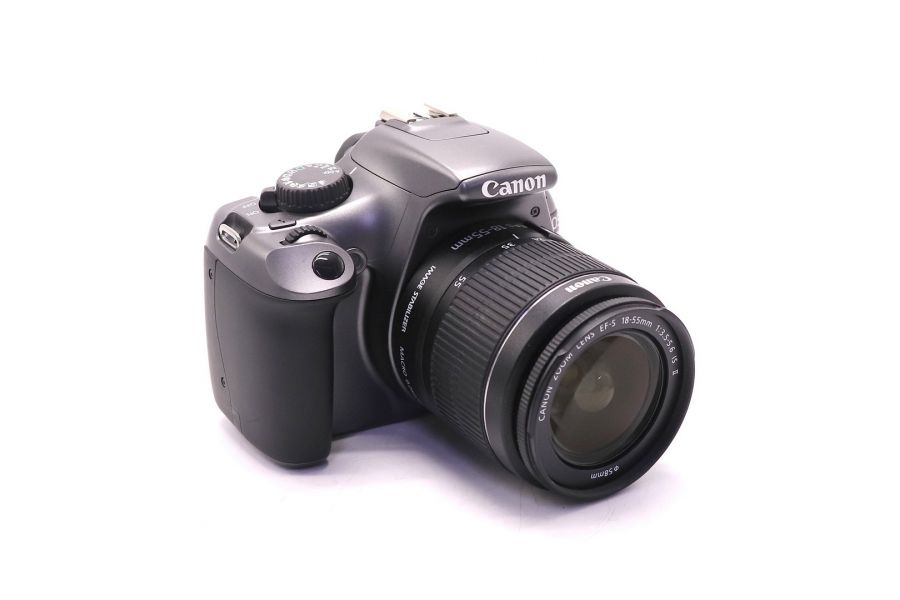 Canon EOS 1100D kit gray в упаковке (пробег 590 кадров)