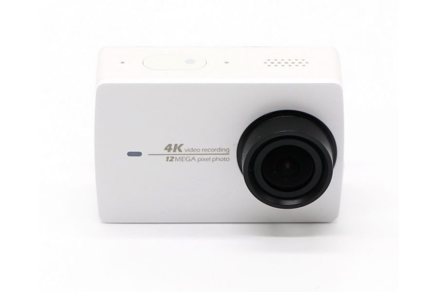 Экшен-камера YI 4K