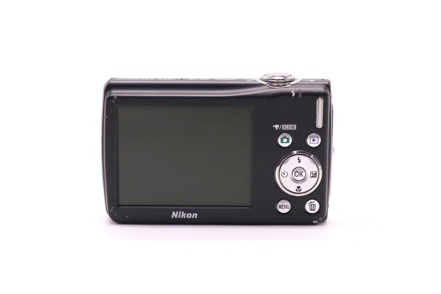 Nikon Coolpix S220