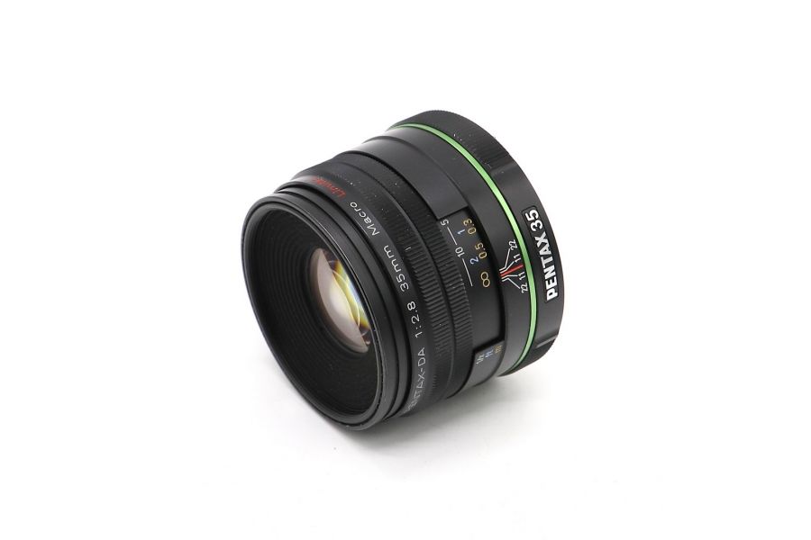 Pentax-DA SMC 35mm f/2.8 Macro Limited в упаковке