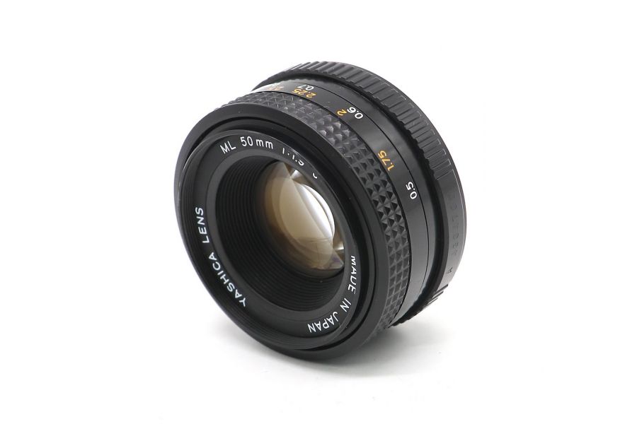 Yashica ML 50mm f/1.9 C