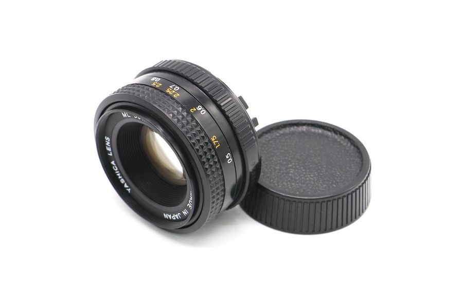 Yashica ML 50mm f/1.9 C