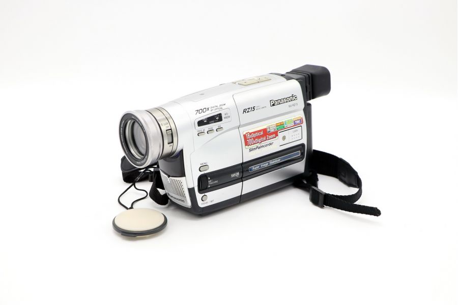 Видеокамера Panasonic NV-RZ15EN