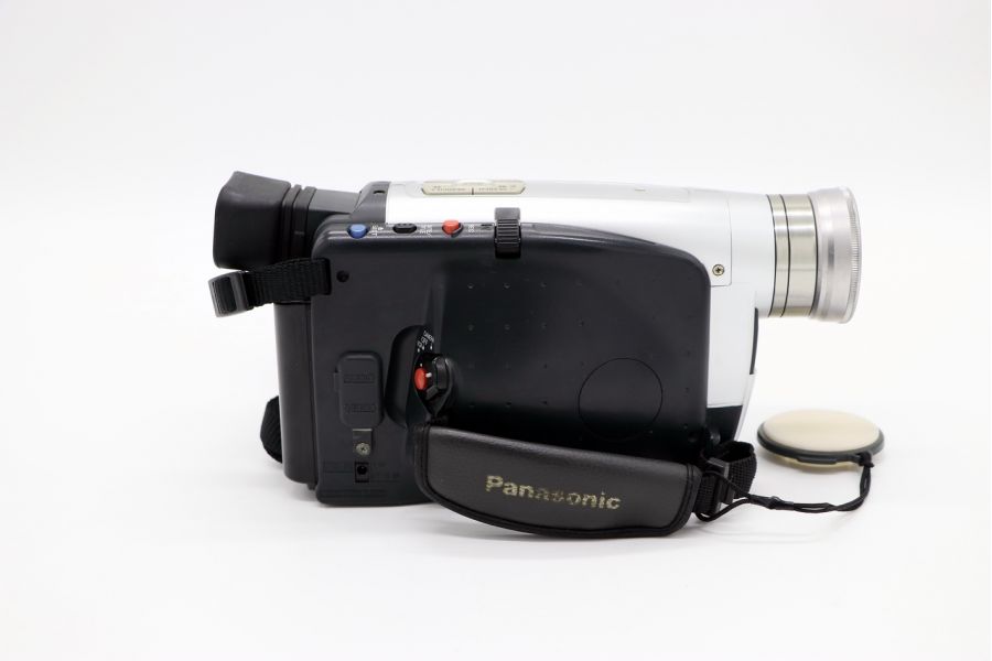 Видеокамера Panasonic NV-RZ15EN