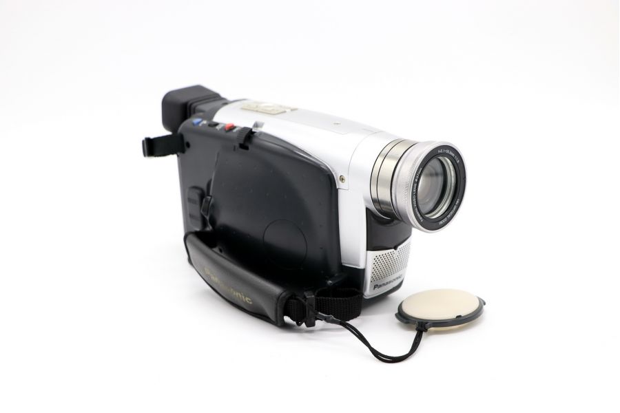 Видеокамера Panasonic NV-RZ15EN