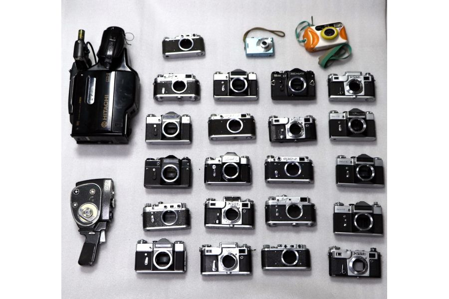 Фотоаппараты (25 штук) и принадлежности №14