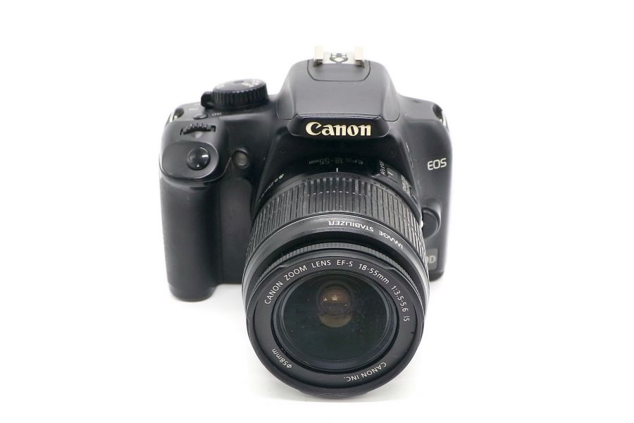 Canon EOS 1000D kit (пробег 49345 кадров)