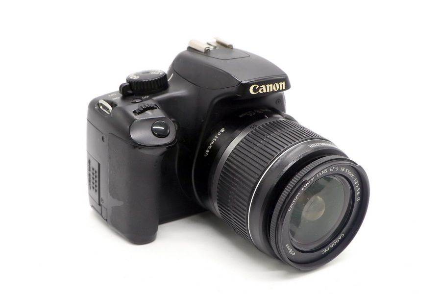 Canon EOS 1000D kit (пробег 49345 кадров)