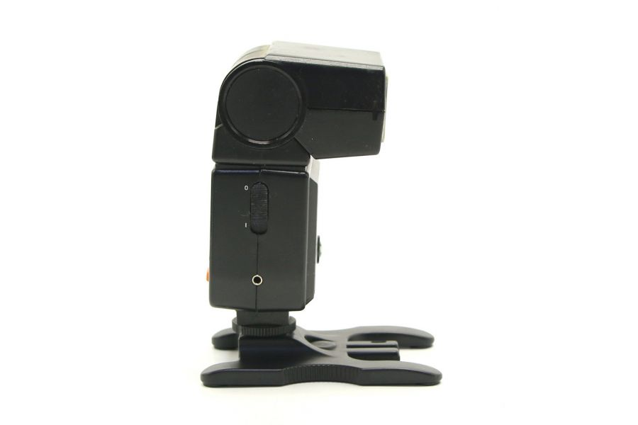 Фотовспышка Unomat B24 (универсальная, Германия)