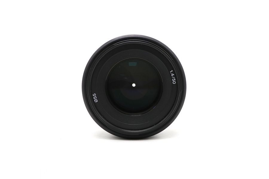 Объектив Sony 50mm f/1.4 (SAL50F14) в упаковке