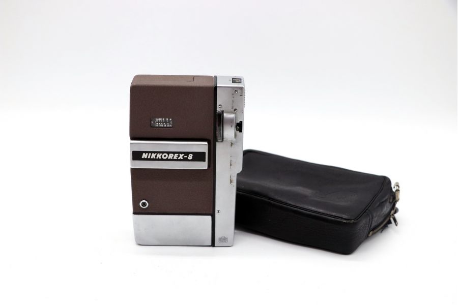 Кинокамера Nikkorex-8