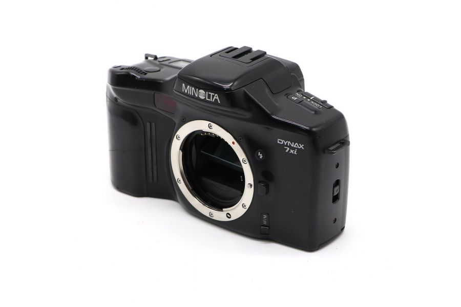 Minolta Dynax 7xi body 