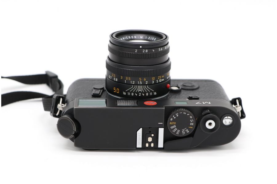 Leica M7 + Summicron-M 2/50 (Germany)